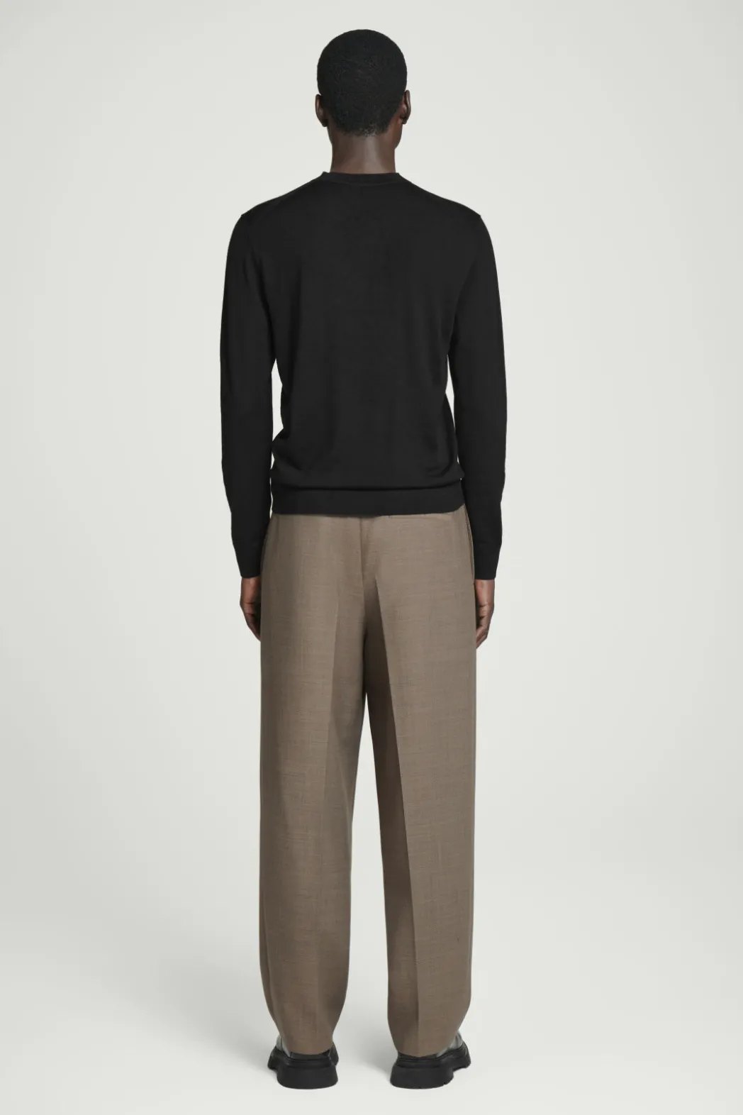 Best COS MERINO WOOL CREW-NECK SWEATER BLACK
