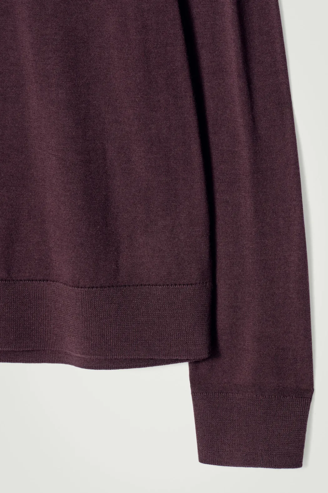Clearance COS MERINO WOOL CREW-NECK SWEATER BURGUNDY