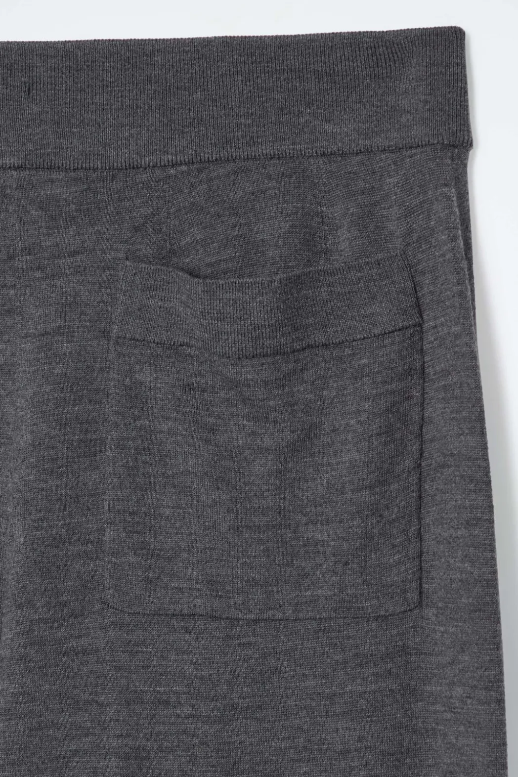 Online COS MERINO WOOL PANTS DARK GRAY