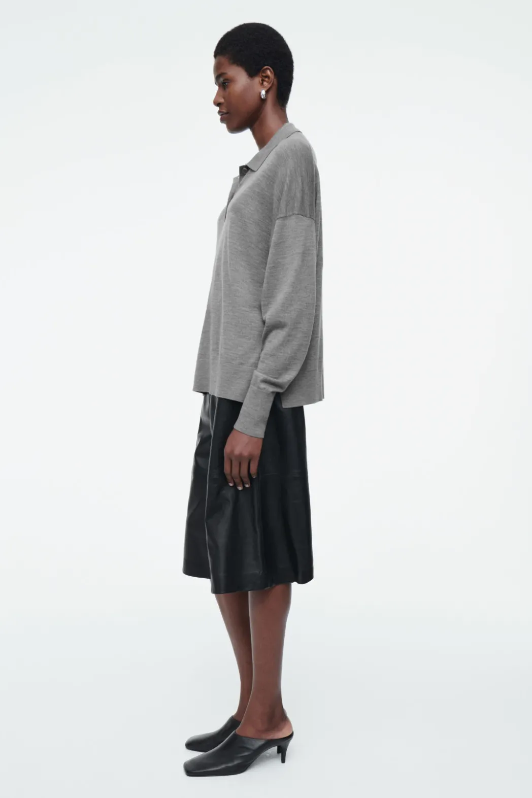 Discount COS MERINO WOOL POLO SHIRT GRAY
