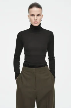 New COS MERINO WOOL TURTLENECK TOP BLACK