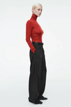 COS MERINO WOOL TURTLENECK TOP RED