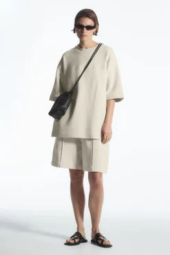 COS MID-WEIGHT JERSEY SHORTS ECRU