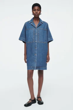 Best COS MINI DENIM SHIRT DRESS BLUE