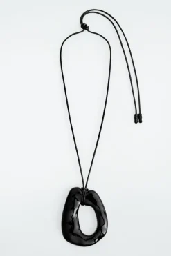 Discount COS MOLTEN PENDANT NECKLACE BLACK