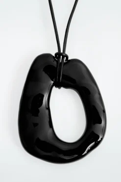 Discount COS MOLTEN PENDANT NECKLACE BLACK