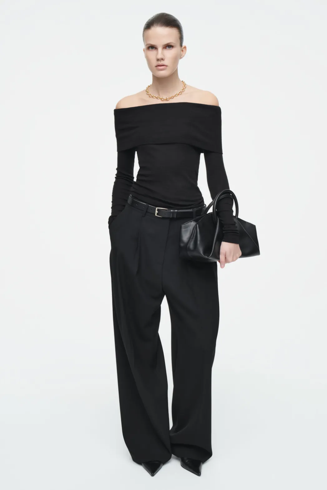 Online COS OFF-THE-SHOULDER MERINO WOOL TOP BLACK