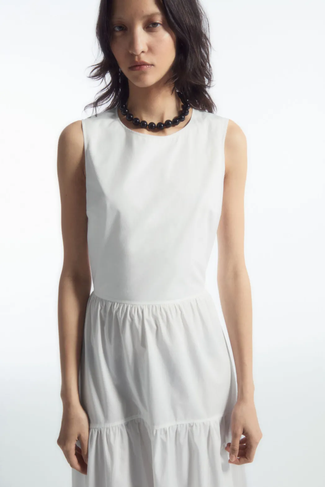 Hot COS OPEN-BACK TIERED MIDI DRESS WHITE