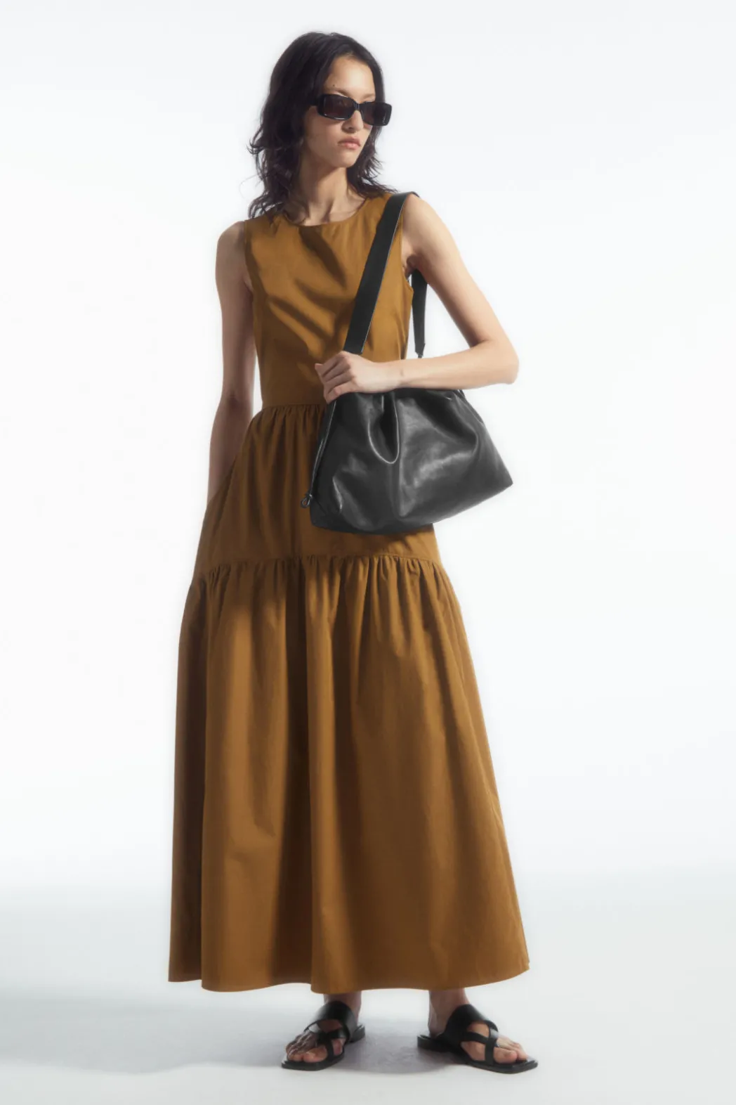 Clearance COS OPEN-BACK TIERED MIDI DRESS OCHRE