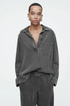 Outlet COS OPEN-COLLAR DENIM SHIRT WASHED BLACK
