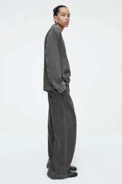 Outlet COS OPEN-COLLAR DENIM SHIRT WASHED BLACK