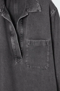 Outlet COS OPEN-COLLAR DENIM SHIRT WASHED BLACK
