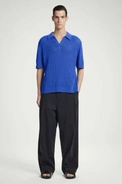 Outlet COS OPEN-KNIT POLO SHIRT BRIGHT BLUE