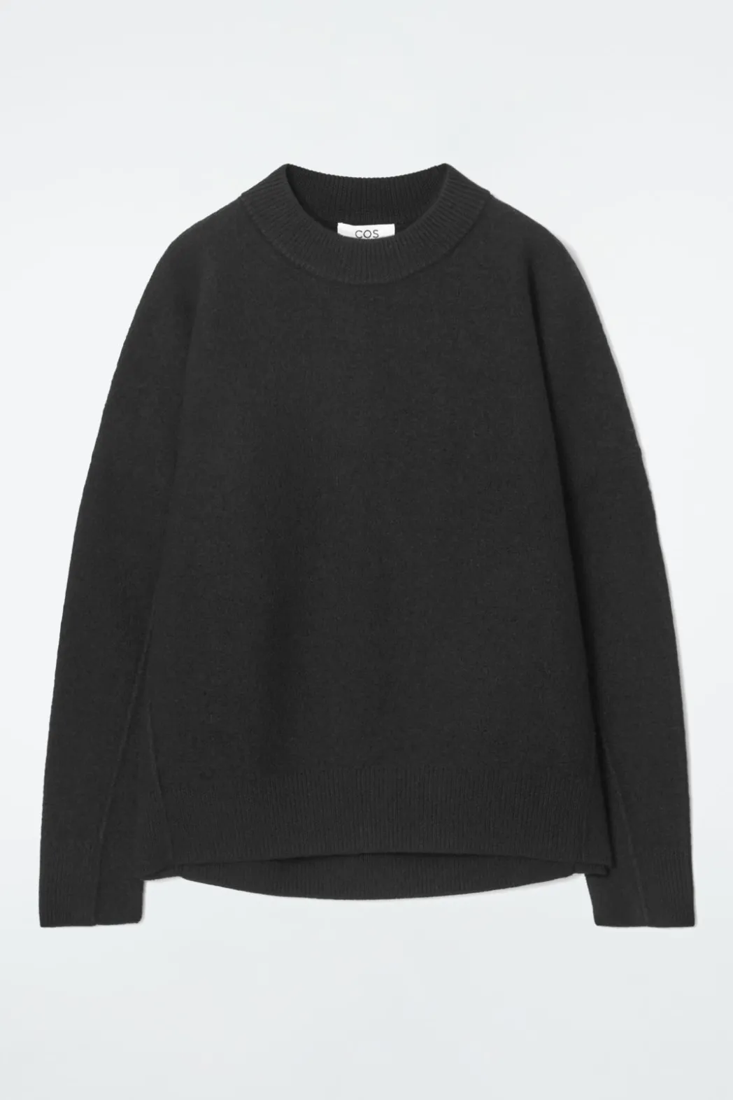 Outlet COS OVERSIZED BOILED MERINO WOOL SWEATER BLACK