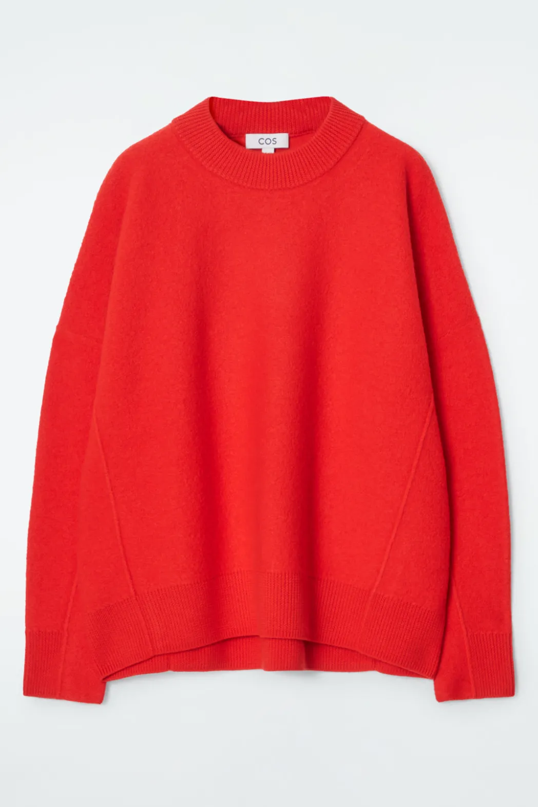 Online COS OVERSIZED BOILED MERINO WOOL SWEATER BRIGHT RED