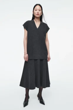 Online COS OVERSIZED BOILED-WOOL TANK DARK GRAY