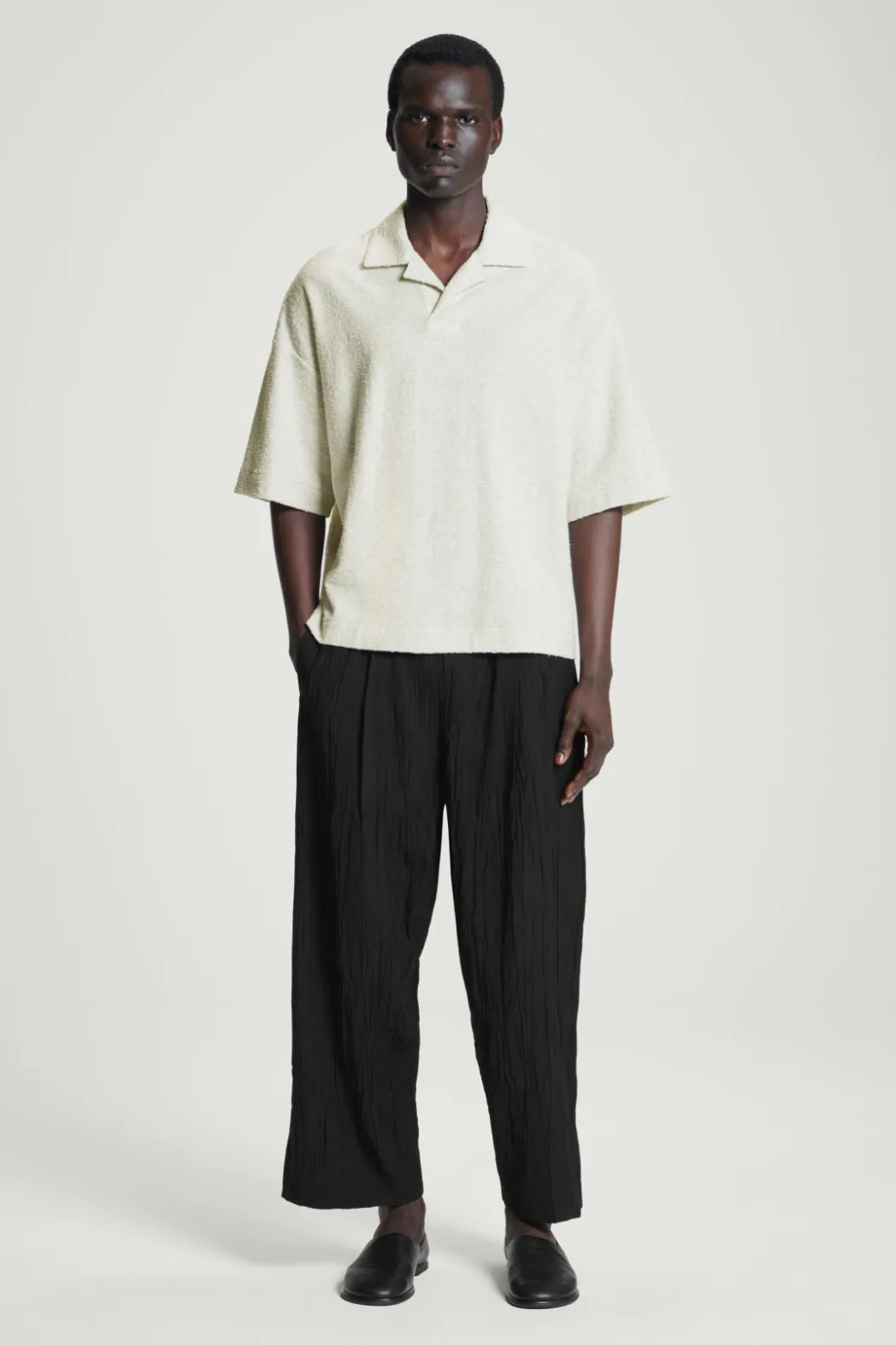 Hot COS OVERSIZED BOUCLÉ-KNIT POLO SHIRT LIGHT GRAY