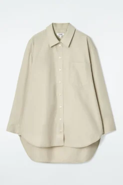 Clearance COS OVERSIZED CURVED-HEM SHIRT LIGHT KHAKI