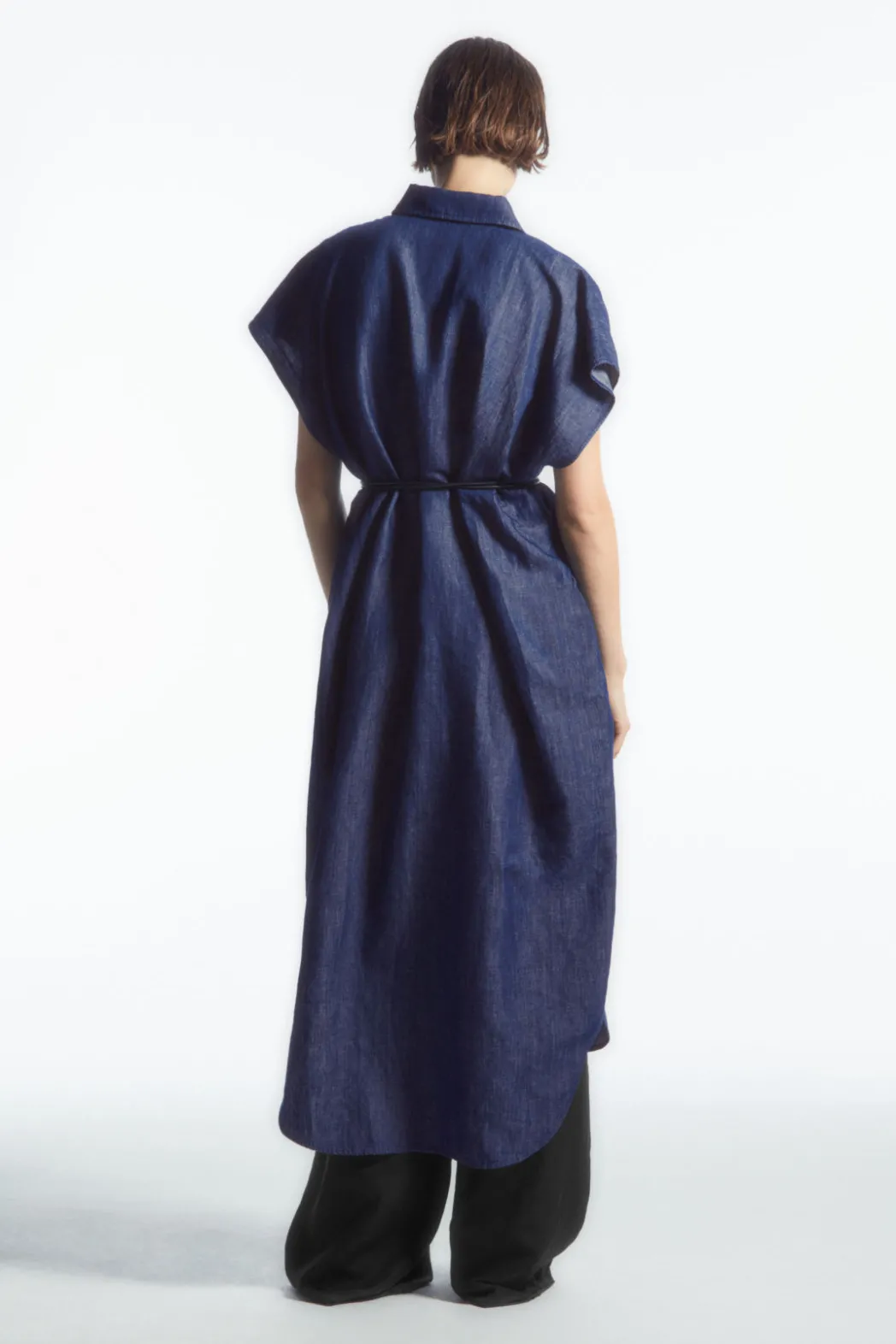 Outlet COS OVERSIZED DENIM MIDI SHIRT DRESS INDIGO