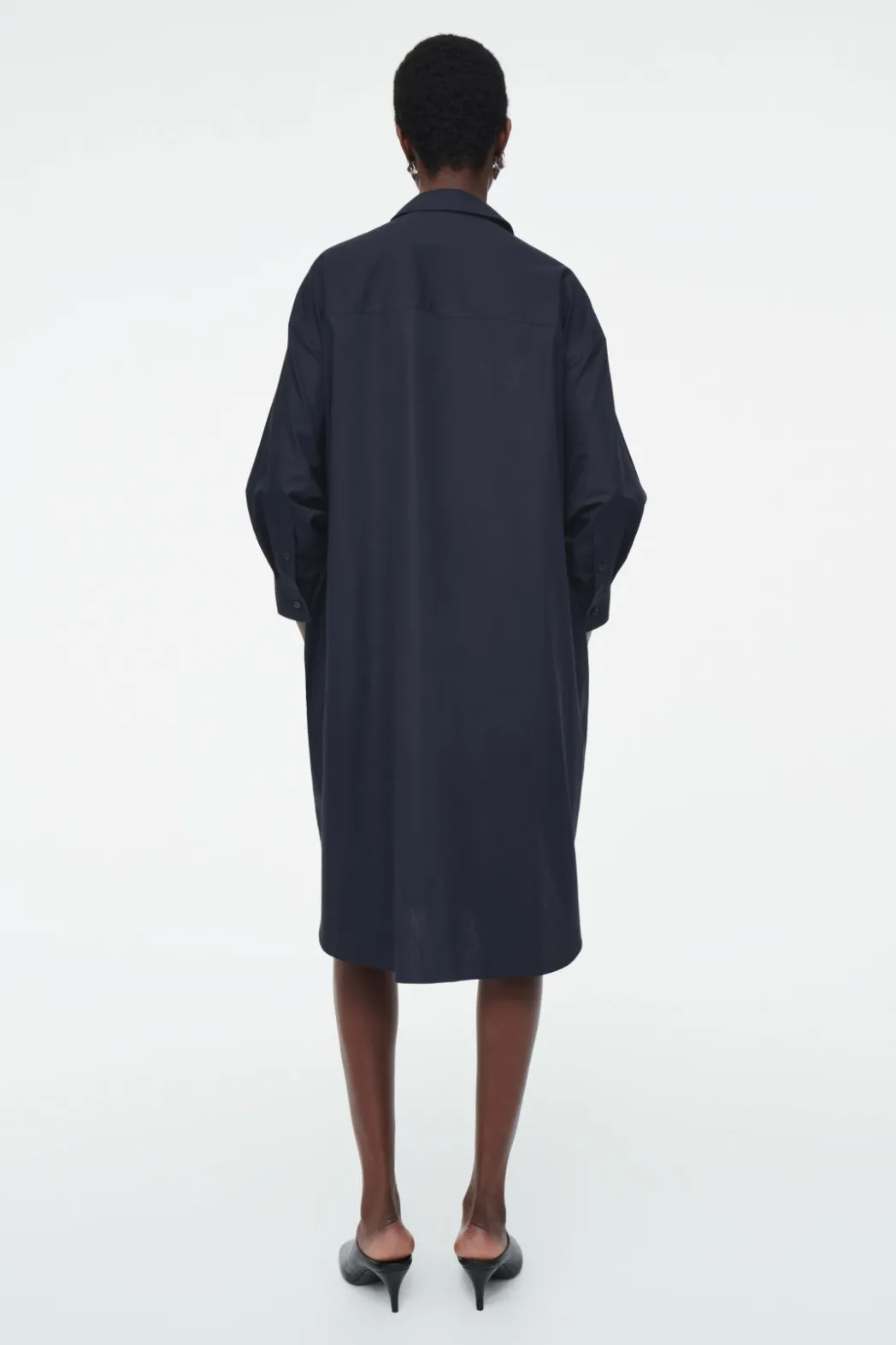 Outlet COS OVERSIZED DRAPED SHIRT DRESS NAVY