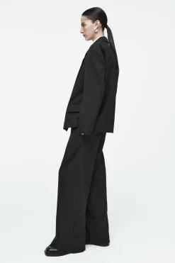 Discount COS OVERSIZED EXAGGERATED-SHOULDER BLAZER BLACK