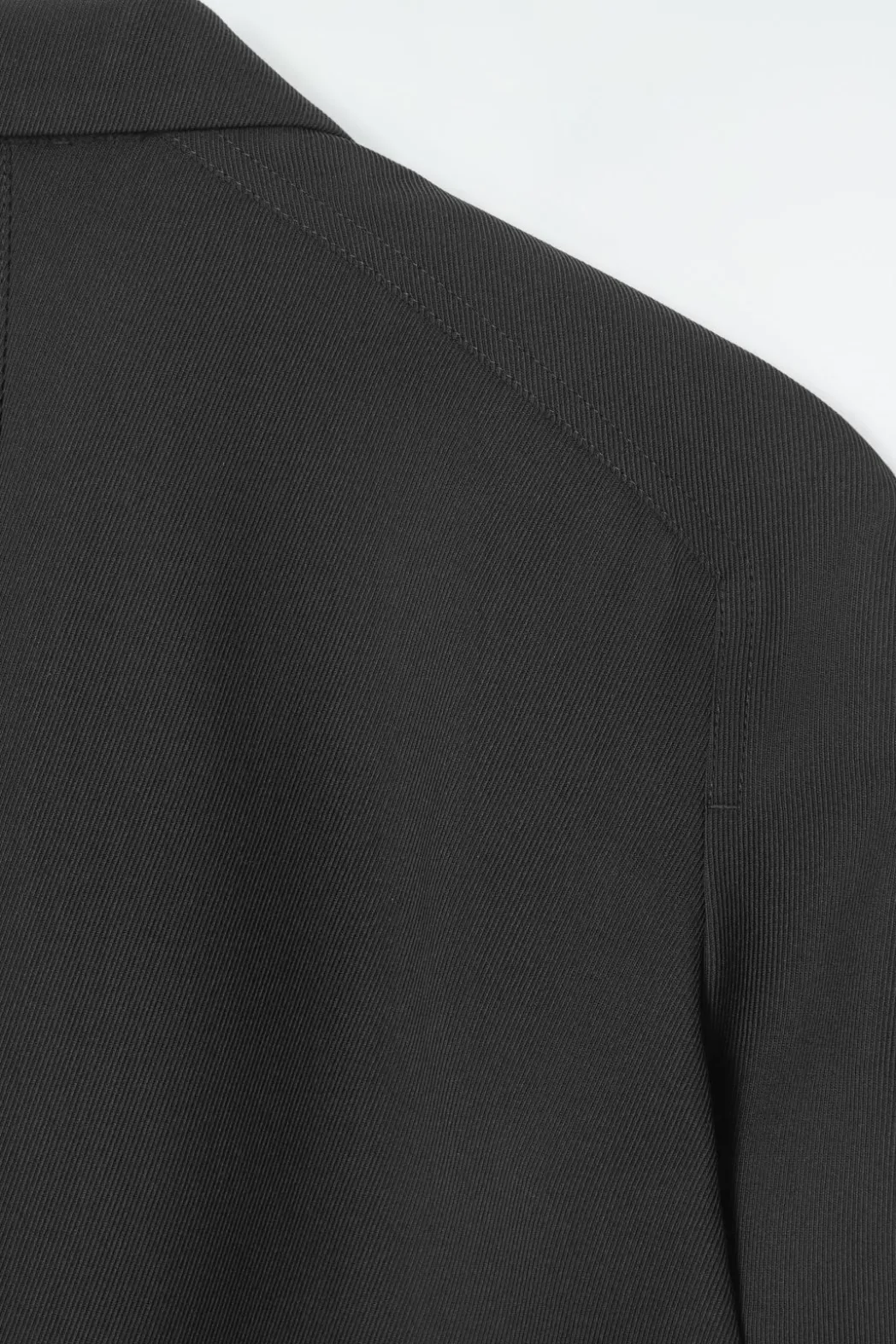 Discount COS OVERSIZED EXAGGERATED-SHOULDER BLAZER BLACK
