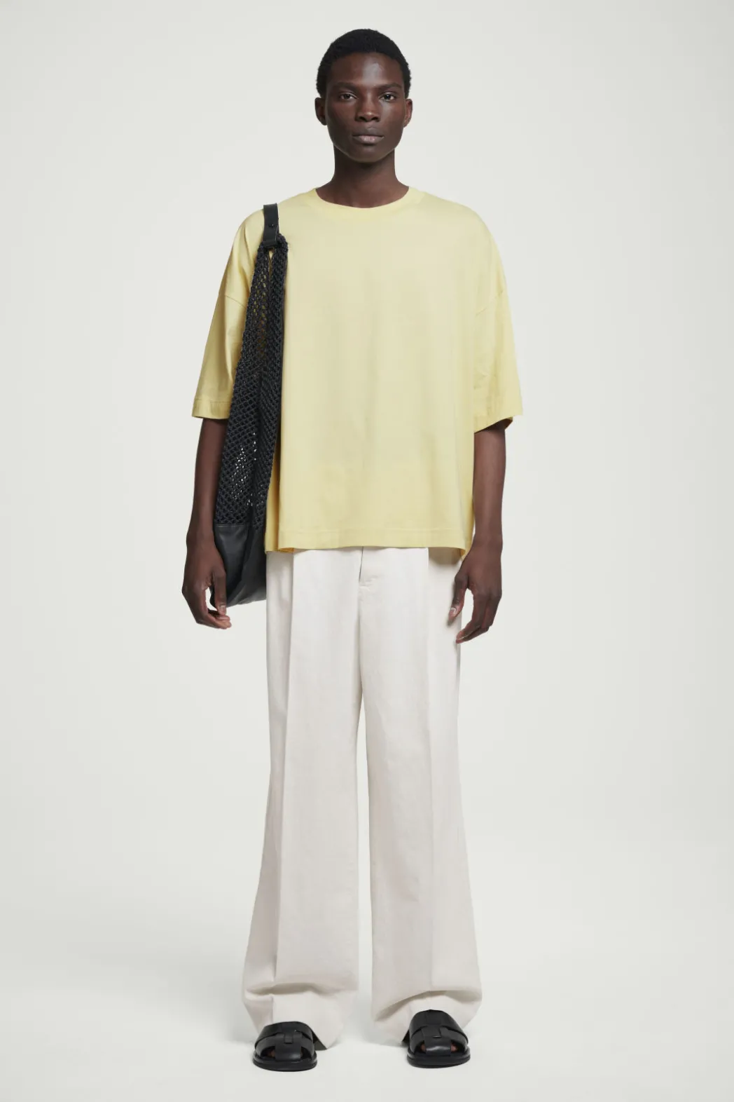 Online COS OVERSIZED EXTRA-WIDE COTTON T-SHIRT PALE YELLOW