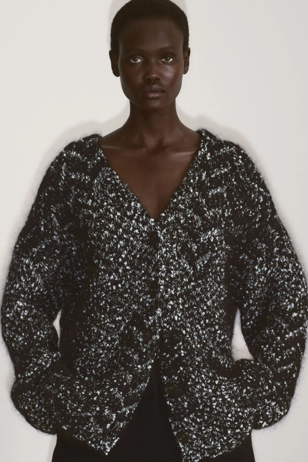 Online COS OVERSIZED HERRINGBONE MOHAIR-BLEND CARDIGAN BLACK / HERRINGBONE
