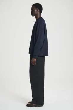 COS OVERSIZED MERINO-WOOL JERSEY SWEATER NAVY