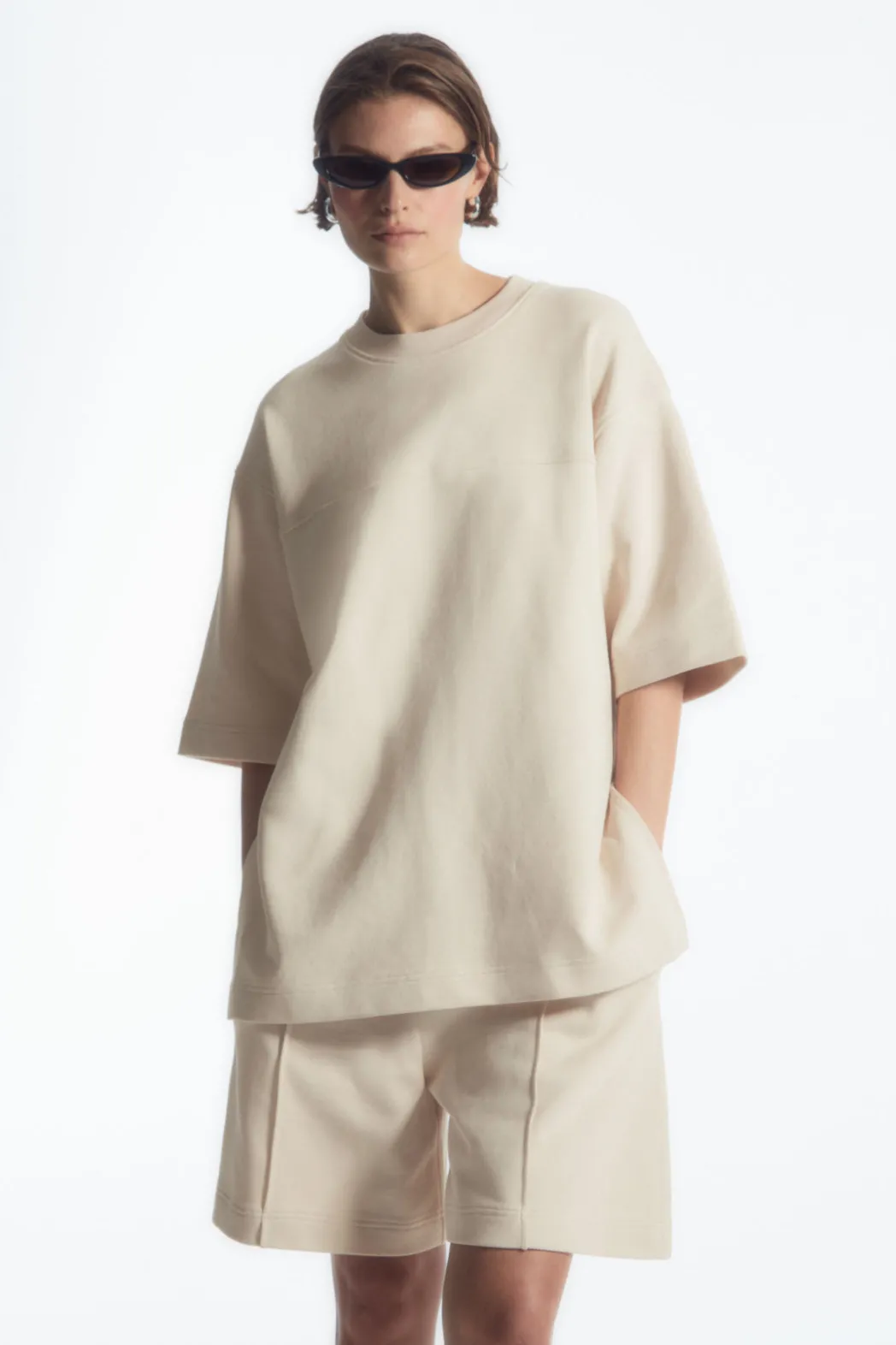 Clearance COS OVERSIZED MID-WEIGHT T-SHIRT ECRU