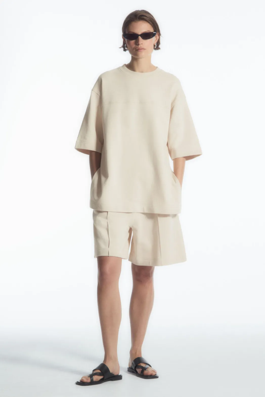 Clearance COS OVERSIZED MID-WEIGHT T-SHIRT ECRU