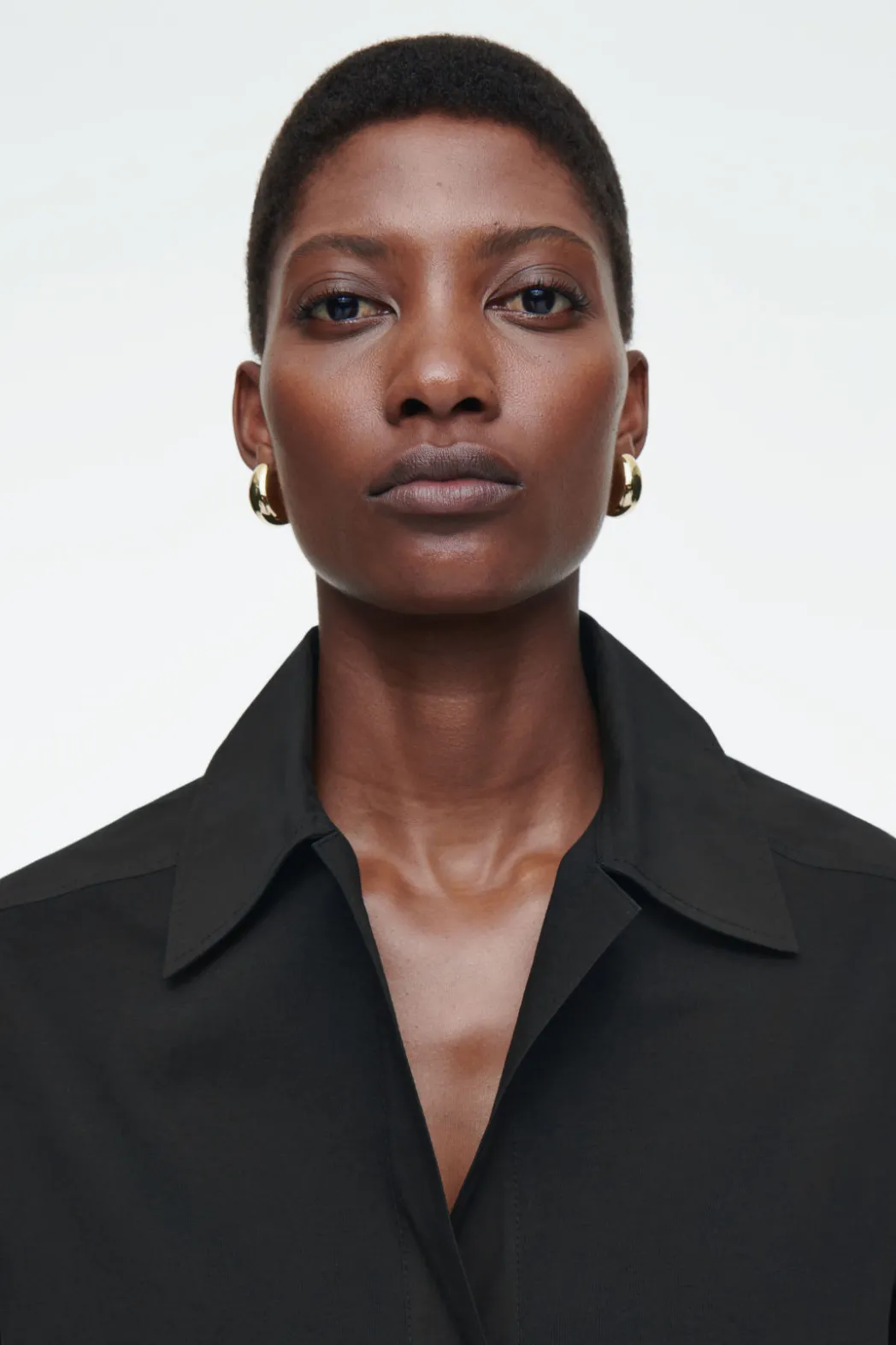 Clearance COS OVERSIZED OPEN-COLLAR SHIRT DRESS BLACK