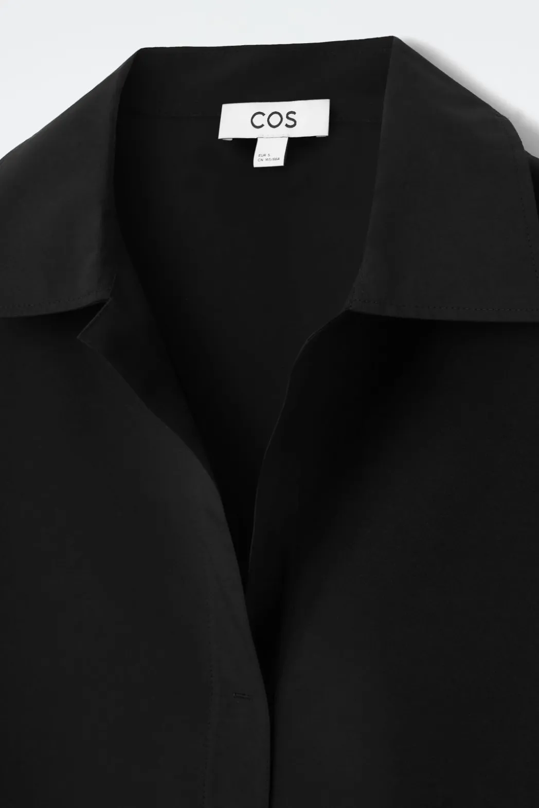 Clearance COS OVERSIZED OPEN-COLLAR SHIRT DRESS BLACK