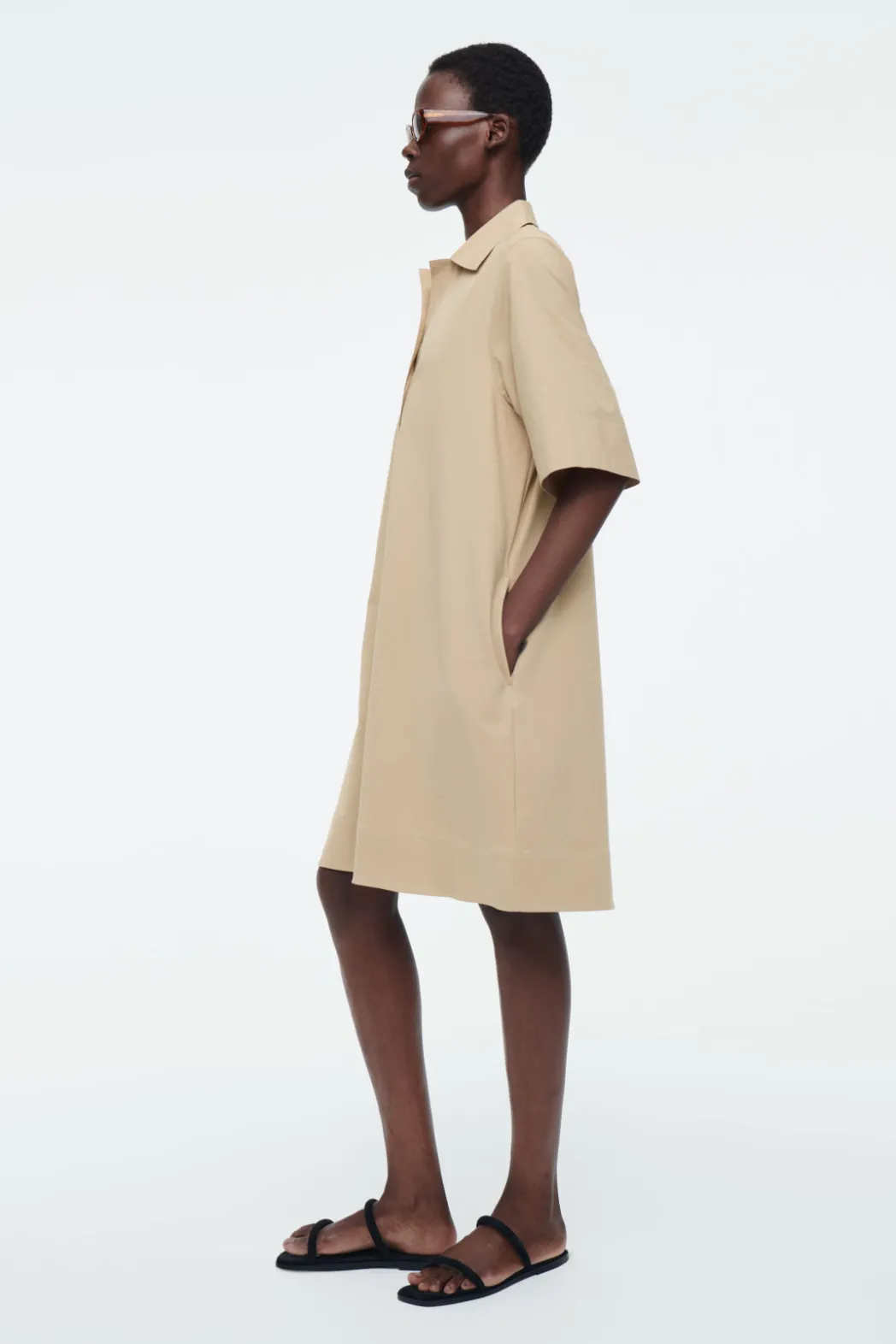 Best COS OVERSIZED OPEN-COLLAR SHIRT DRESS BEIGE