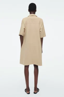 Best COS OVERSIZED OPEN-COLLAR SHIRT DRESS BEIGE