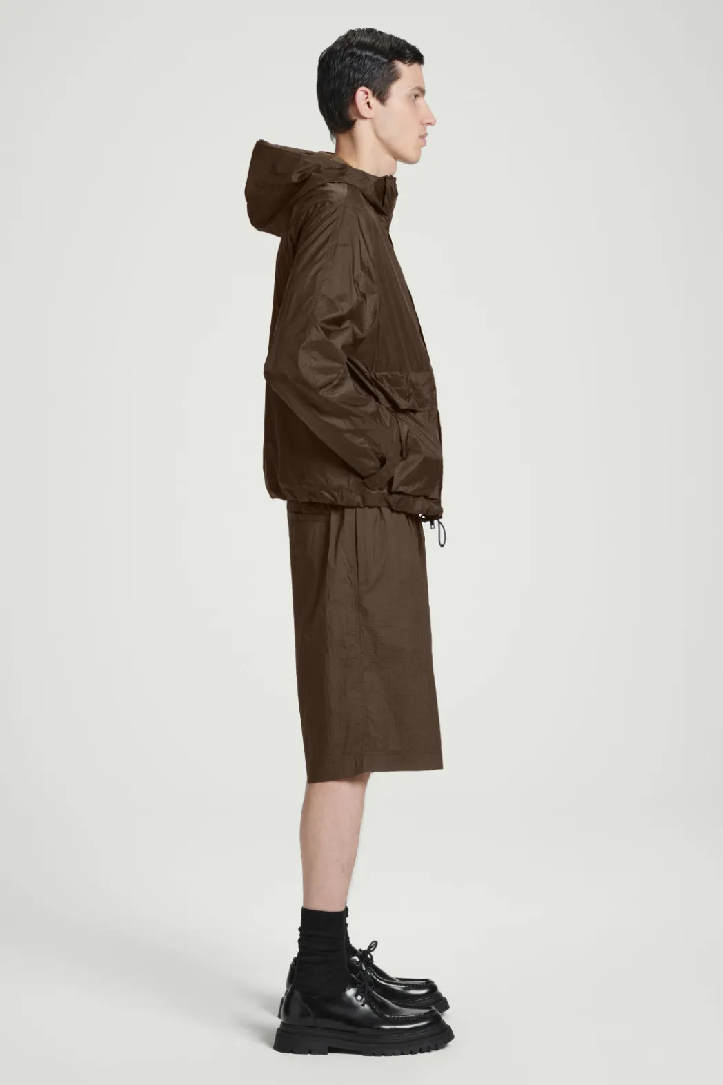 Online COS OVERSIZED PARACHUTE NYLON UTILITY JACKET BROWN