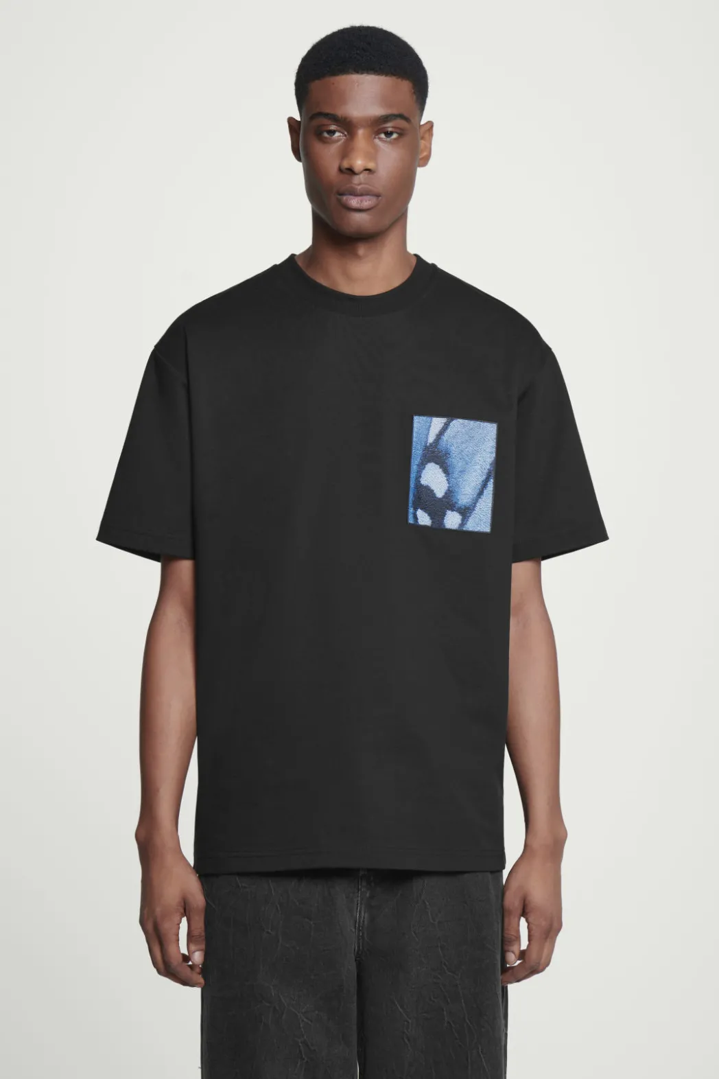 Best COS OVERSIZED PRINTED T-SHIRT BLACK / BLUE