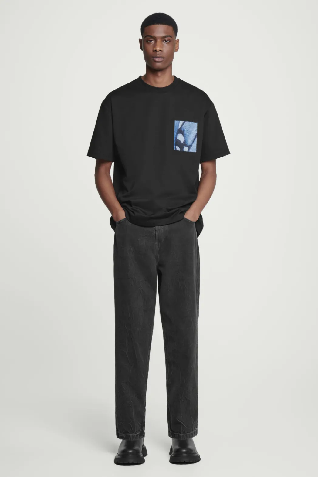 Best COS OVERSIZED PRINTED T-SHIRT BLACK / BLUE