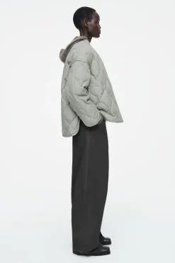 Clearance COS OVERSIZED QUILTED JACKET SAGE GREEN