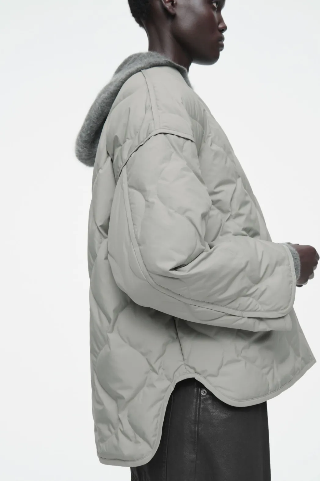 Clearance COS OVERSIZED QUILTED JACKET SAGE GREEN