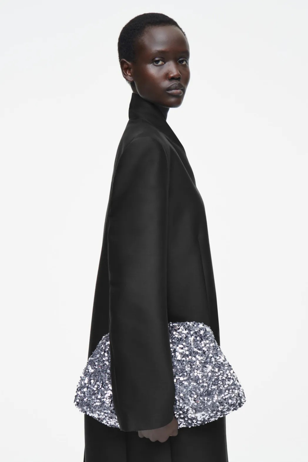 Online COS OVERSIZED SEQUINED FRAMED CLUTCH SILVER