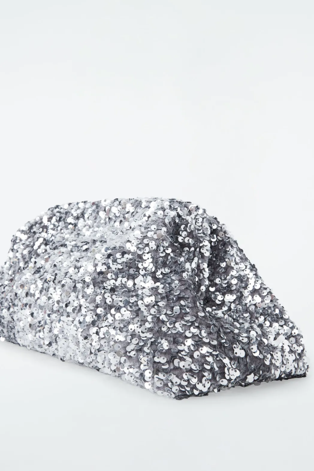 Online COS OVERSIZED SEQUINED FRAMED CLUTCH SILVER