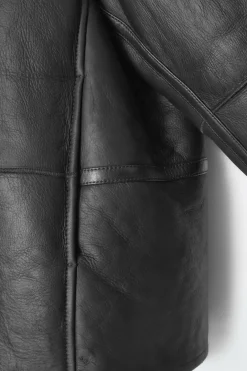 Discount COS OVERSIZED SHEARLING AVIATOR JACKET BLACK