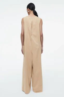 Online COS OVERSIZED V-NECK JUMPSUIT BEIGE