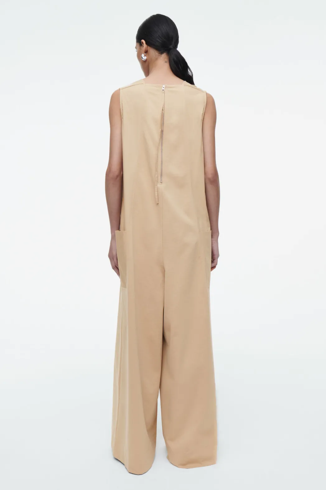 Online COS OVERSIZED V-NECK JUMPSUIT BEIGE