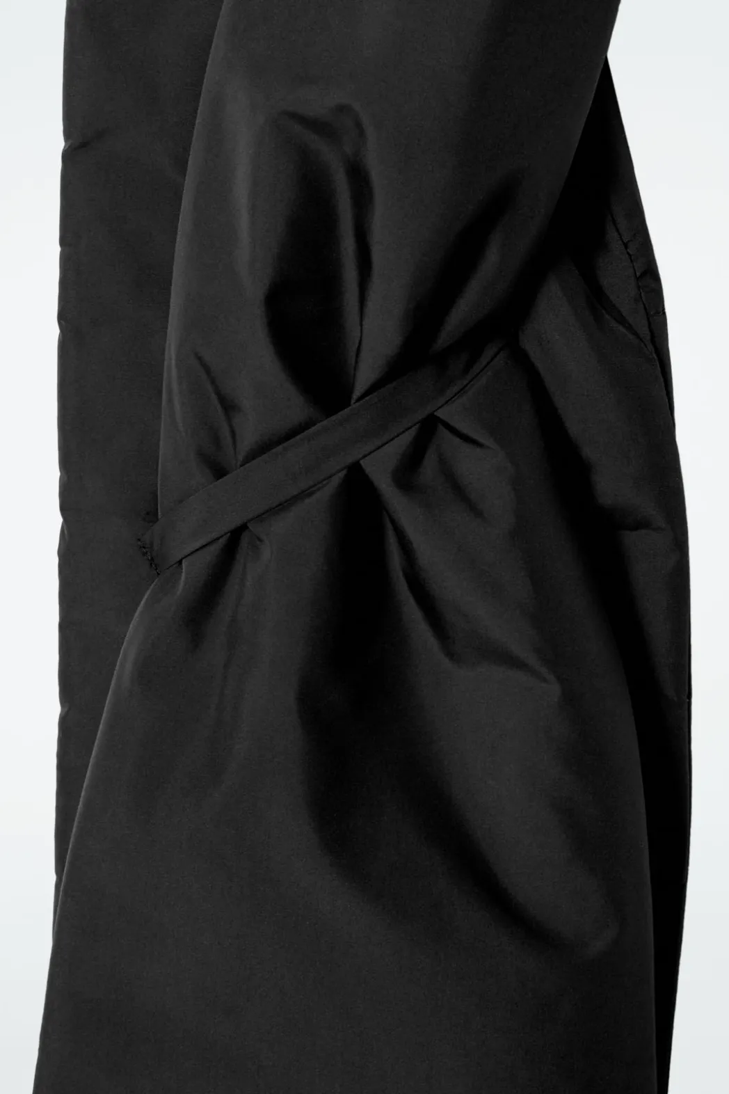Sale COS PADDED HYBRID HOODED SCARF BLACK