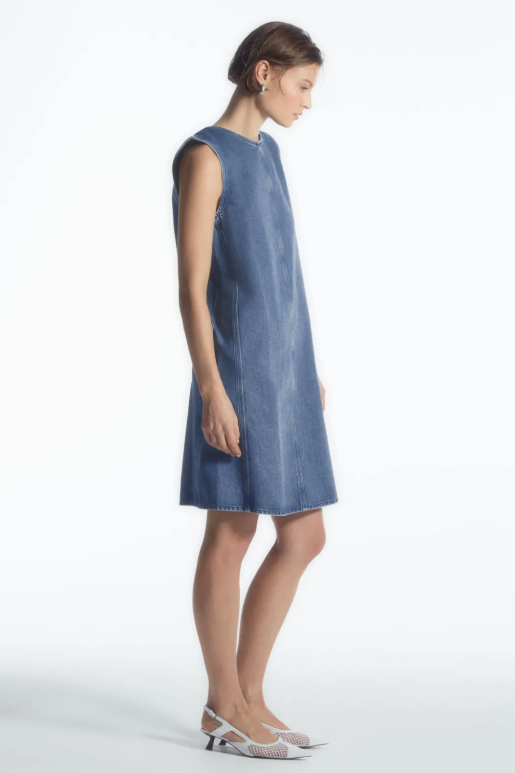 Best COS PANELED DENIM SHIFT DRESS BLUE