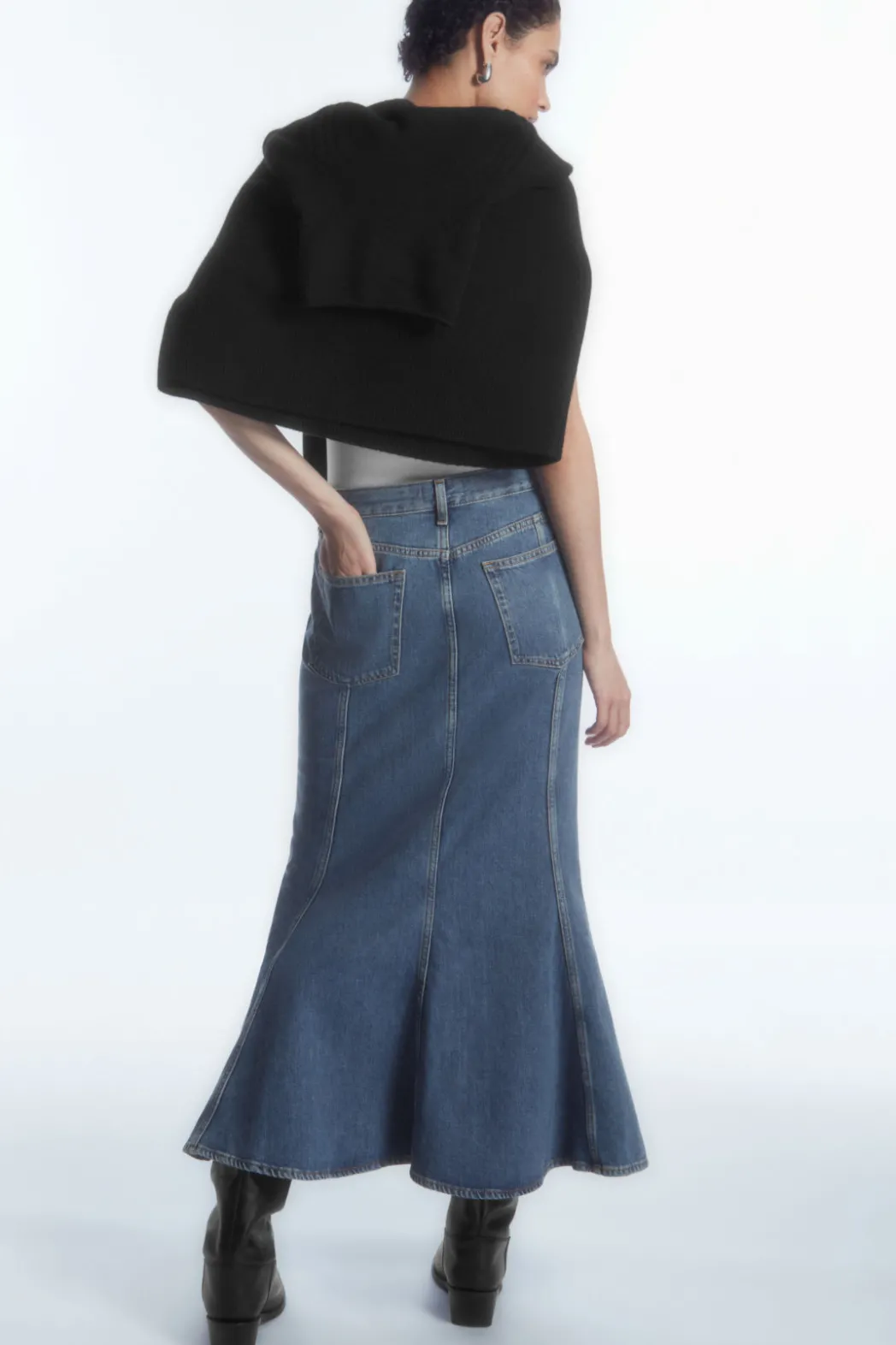 Hot COS PANELED FLARED DENIM SKIRT FADED BLUE