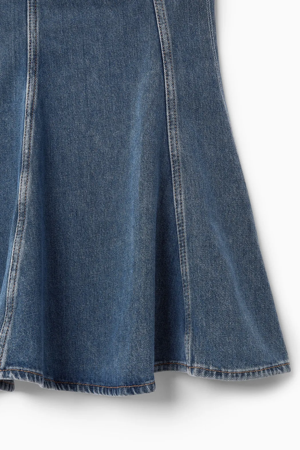 Hot COS PANELED FLARED DENIM SKIRT FADED BLUE