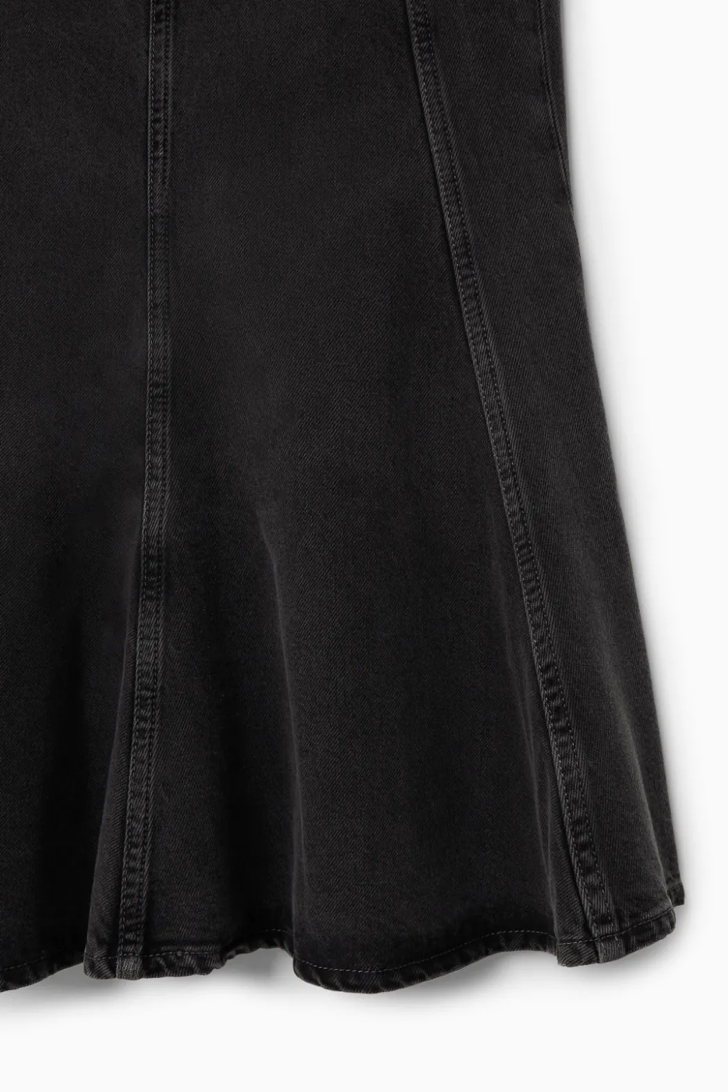Best COS PANELED FLARED DENIM SKIRT BLACK